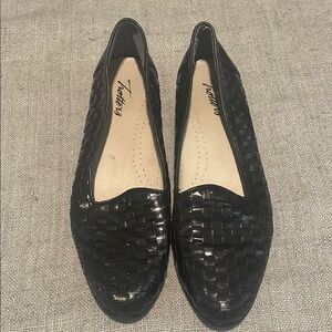 Vintage Black Woven Women's Loafers